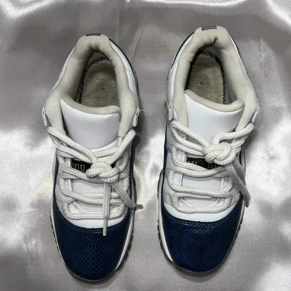 Jordan 11 Retro Low Snakeskin Navy Size 7Y CD6846-102 |‎ Preloved
